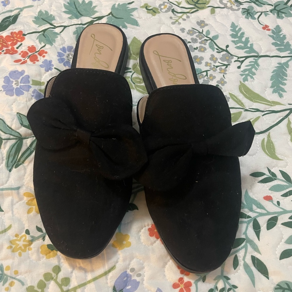 Black mules